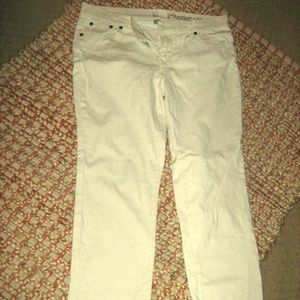 New York & Company white skinny ankle jeans